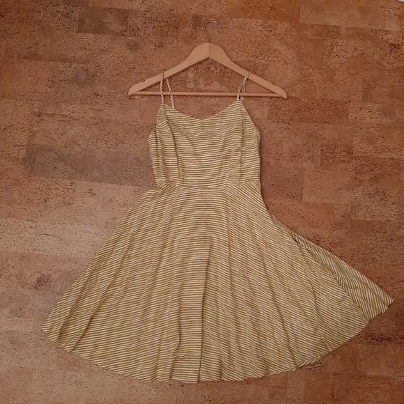 NWOT Old Navy Fit & Flare Dress - Picture 3 of 6